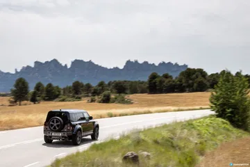 Land Rover Defender 110 V8 Carretera 00019