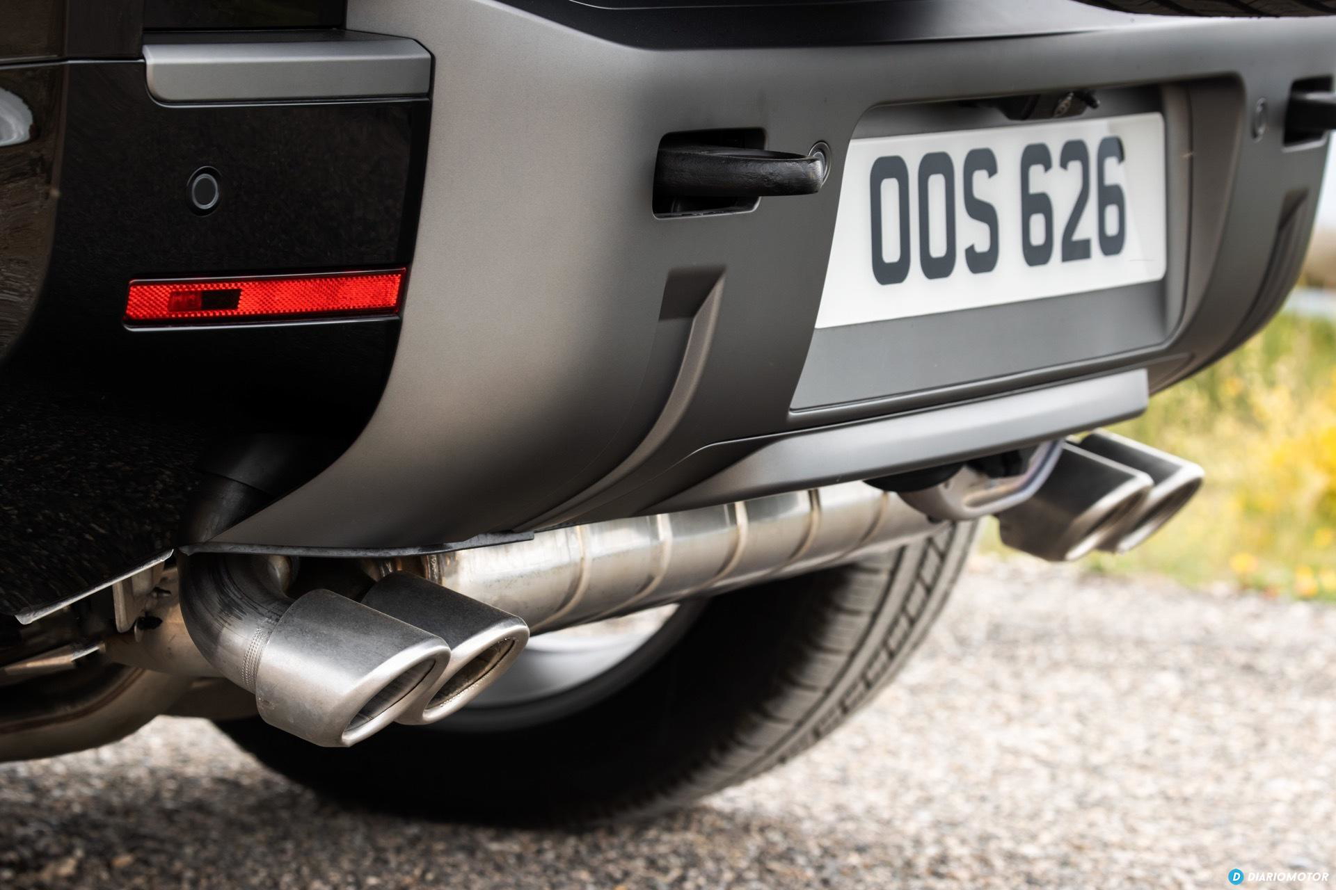 Land Rover Defender 110 V8 Detalles 00001