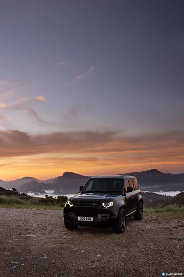 Land Rover Defender 110 V8 Exterior 00008