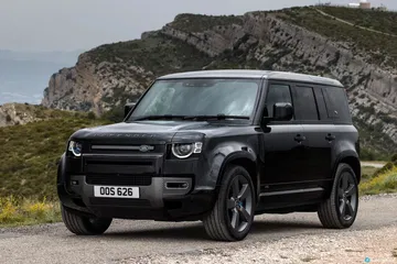 Land Rover Defender 110 V8 Exterior 00012