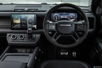 Land Rover Defender 110 V8 Interior 00007