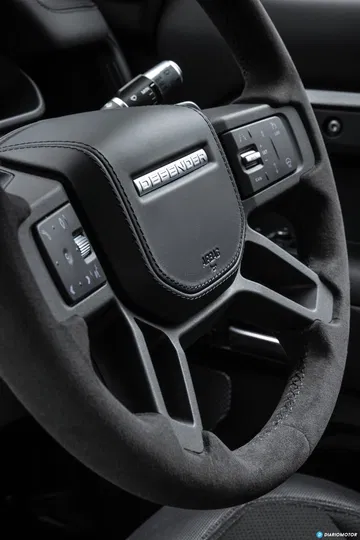 Land Rover Defender 110 V8 Interior 00013