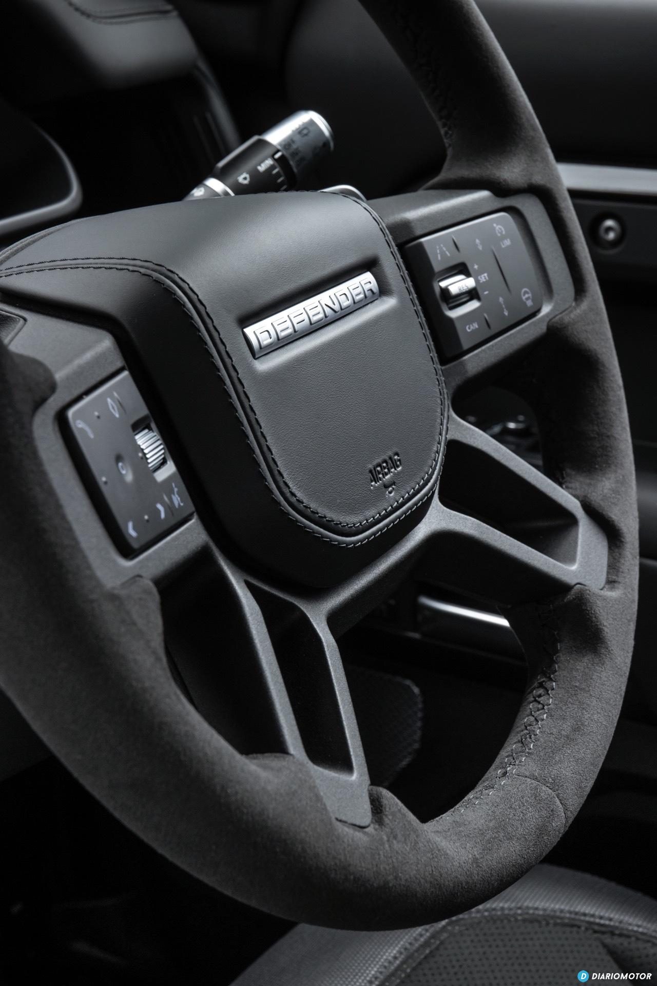 Land Rover Defender 110 V8 Interior 00013
