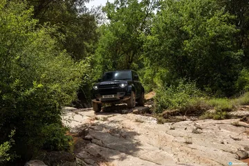 Land Rover Defender 110 V8 Offroad 00009