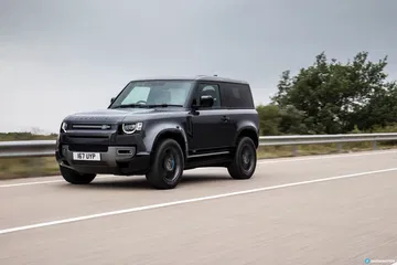 Land Rover Defender 90 V8 Carretera 00001