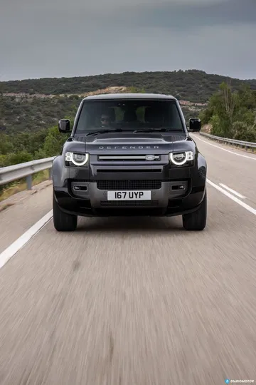 Land Rover Defender 90 V8 Carretera 00010
