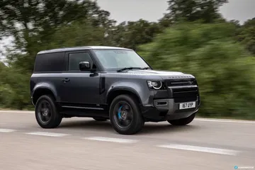 Land Rover Defender 90 V8 Carretera 00011