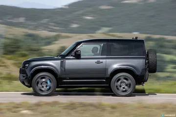 Land Rover Defender 90 V8 Carretera 00025