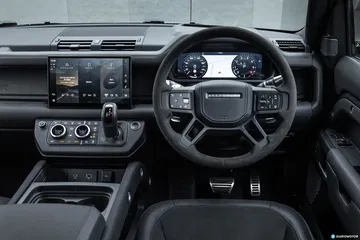 Land Rover Defender 90 V8 Interior 00002