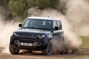 Land Rover Defender 90 V8 Offroad 00020