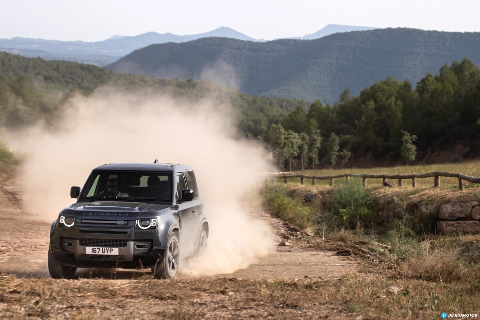 Land Rover Defender 90 V8 Offroad 00031