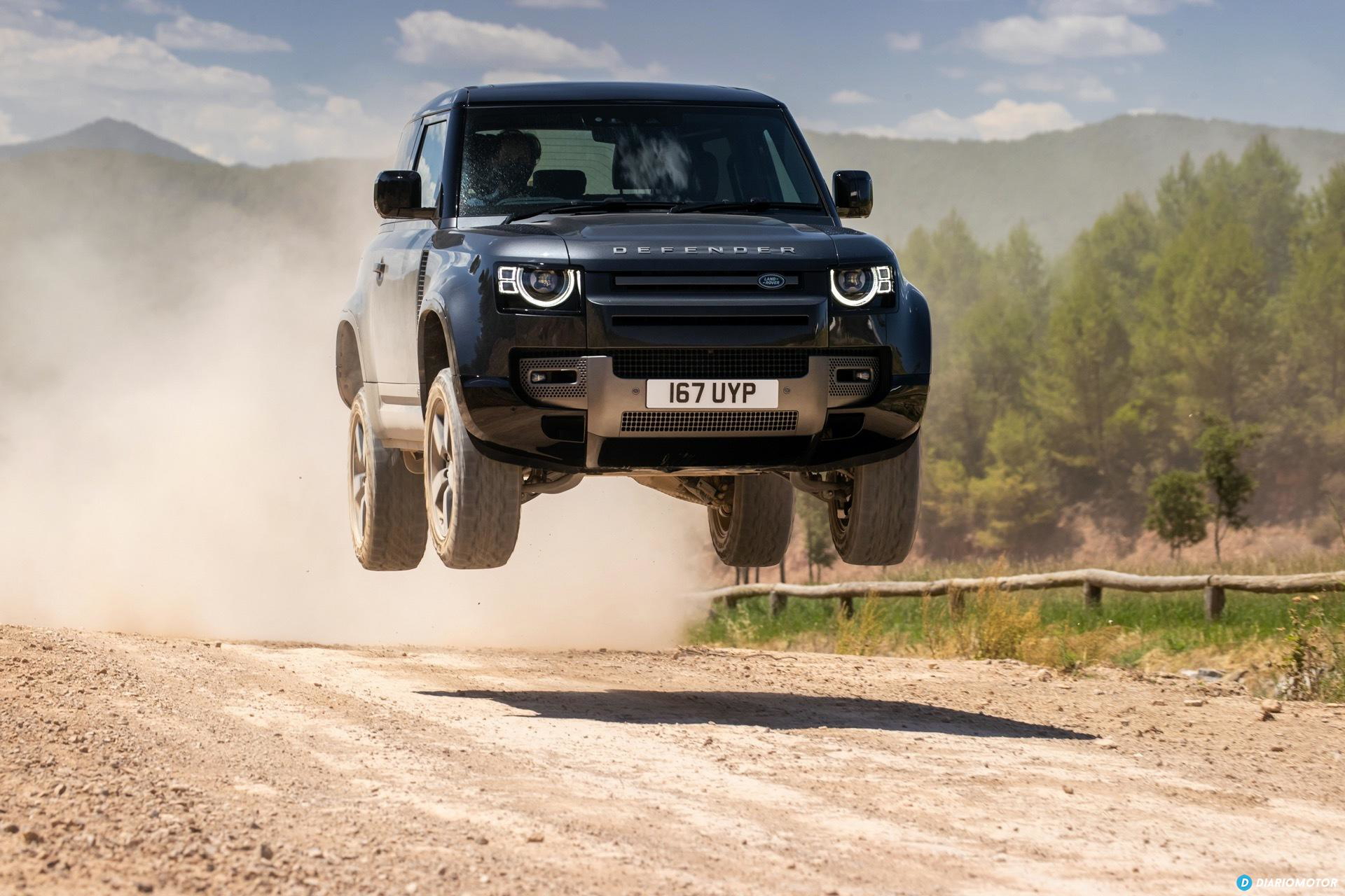 Land Rover Defender 90 V8 Offroad 00038