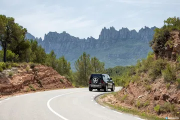 Land Rover Defender D300 Carretera 00019
