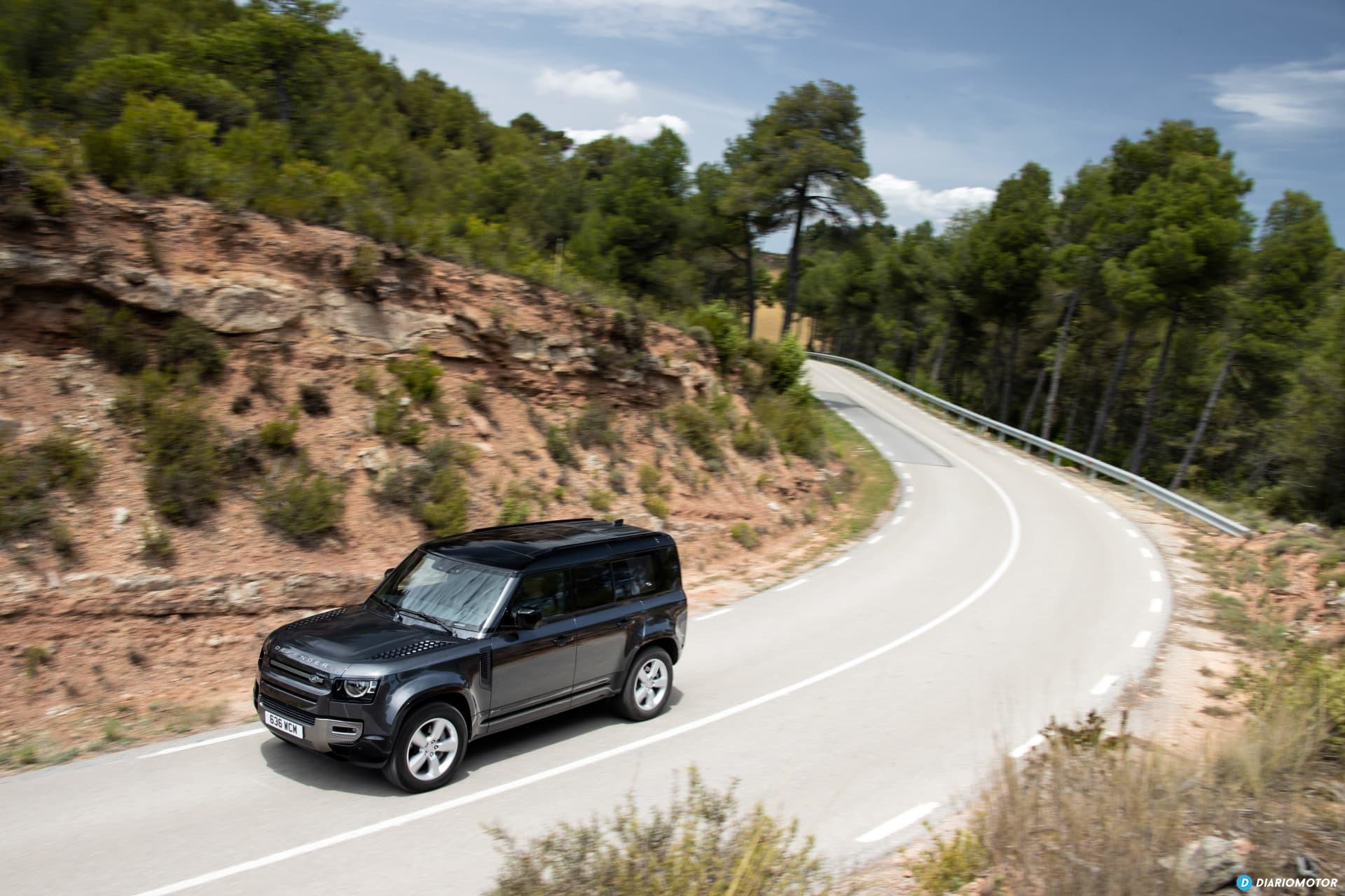 Land Rover Defender D300 Carretera 00020