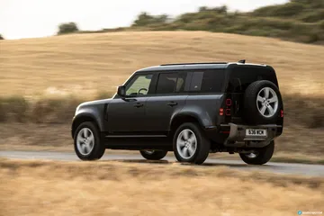 Land Rover Defender D300 Carretera 00024
