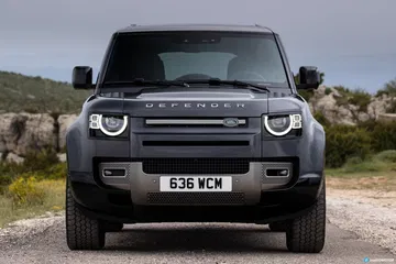 Land Rover Defender D300 Exterior 00005