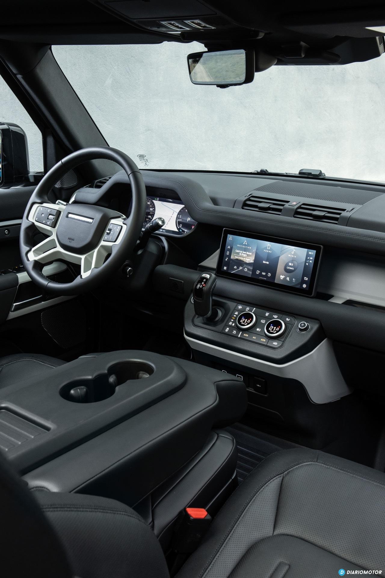 Land Rover Defender D300 Interior 00002