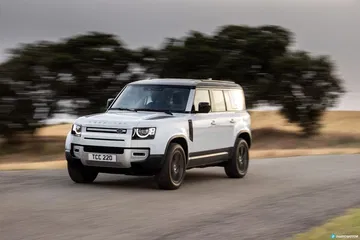 Land Rover Defender Phev Carretera 00004