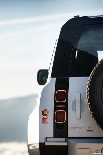 Land Rover Defender Phev Detalles 00002