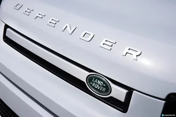 Land Rover Defender Phev Detalles 00005