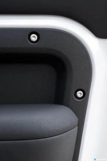 Land Rover Defender Phev Interior 00001