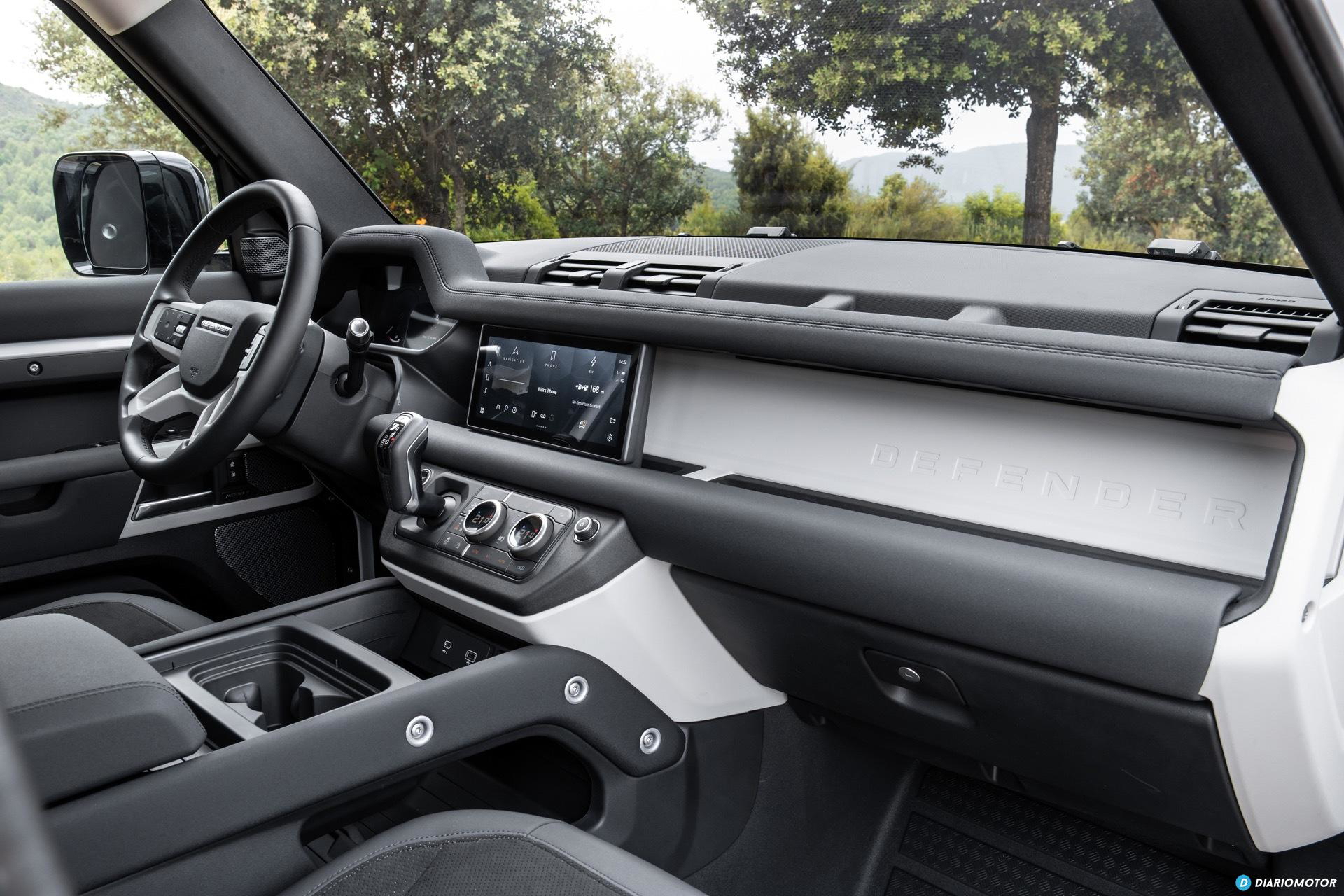 Land Rover Defender Phev Interior 00002