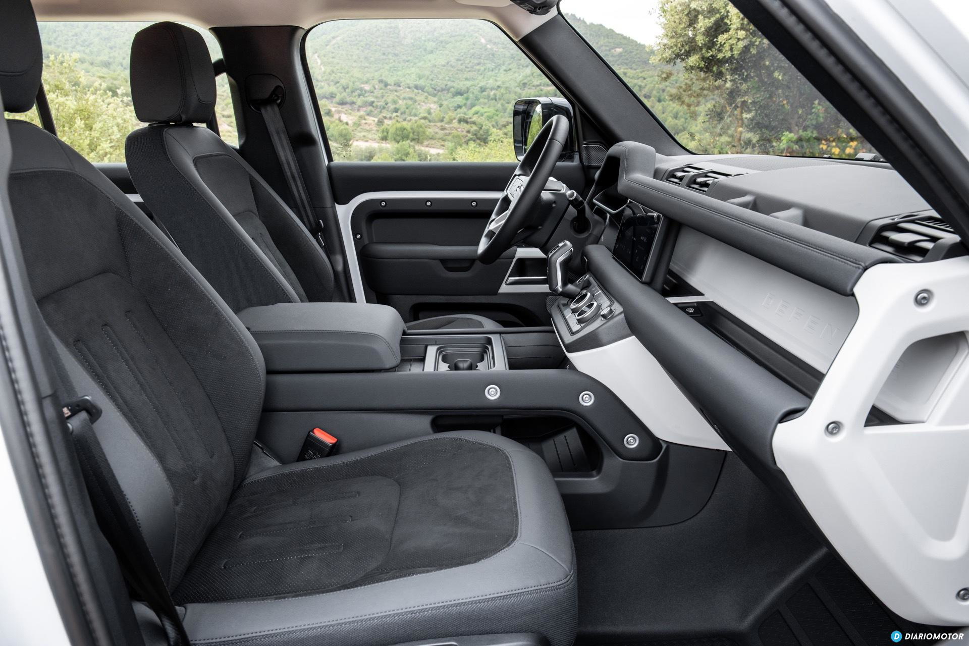 Land Rover Defender Phev Interior 00006