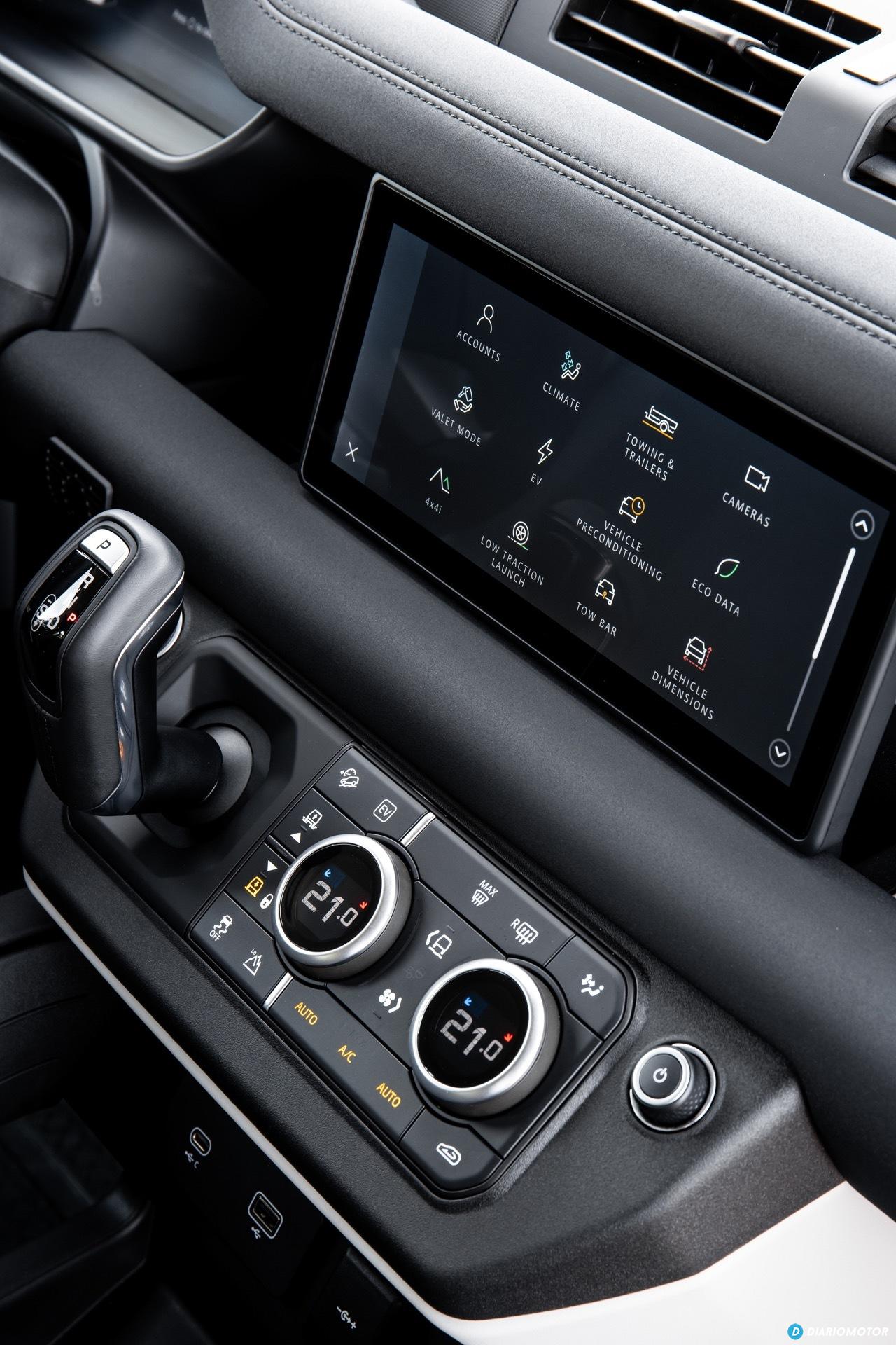 Land Rover Defender Phev Interior 00013