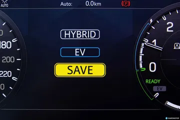 Land Rover Defender Phev Recarga 00007