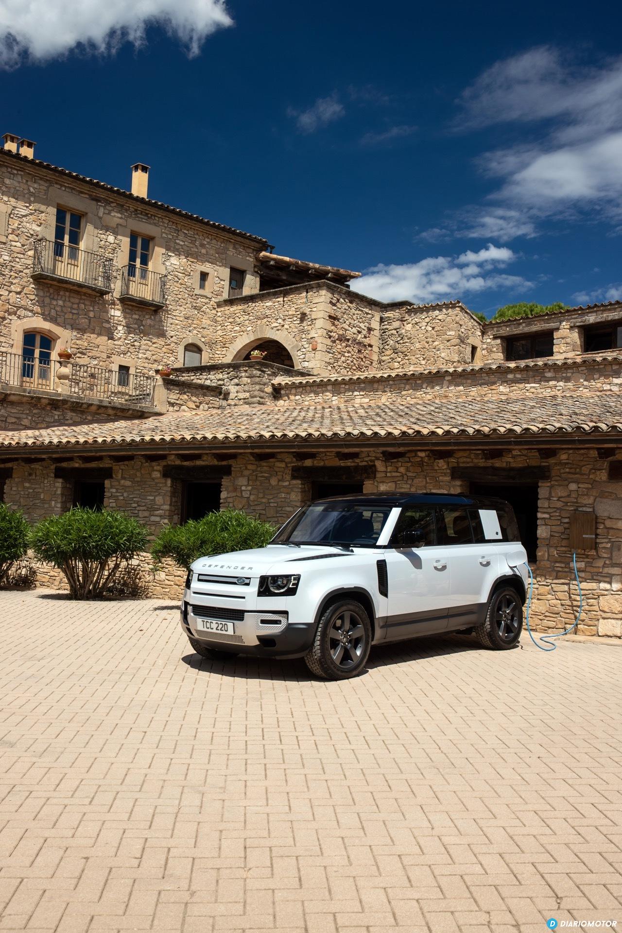 Land Rover Defender Phev Recarga 00018