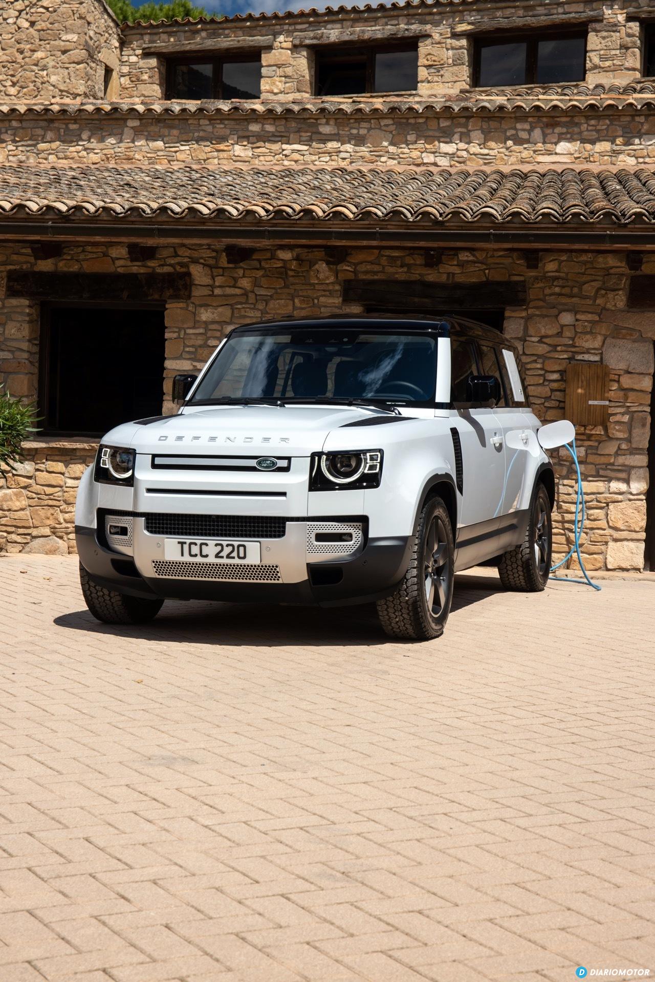 Land Rover Defender Phev Recarga 00019
