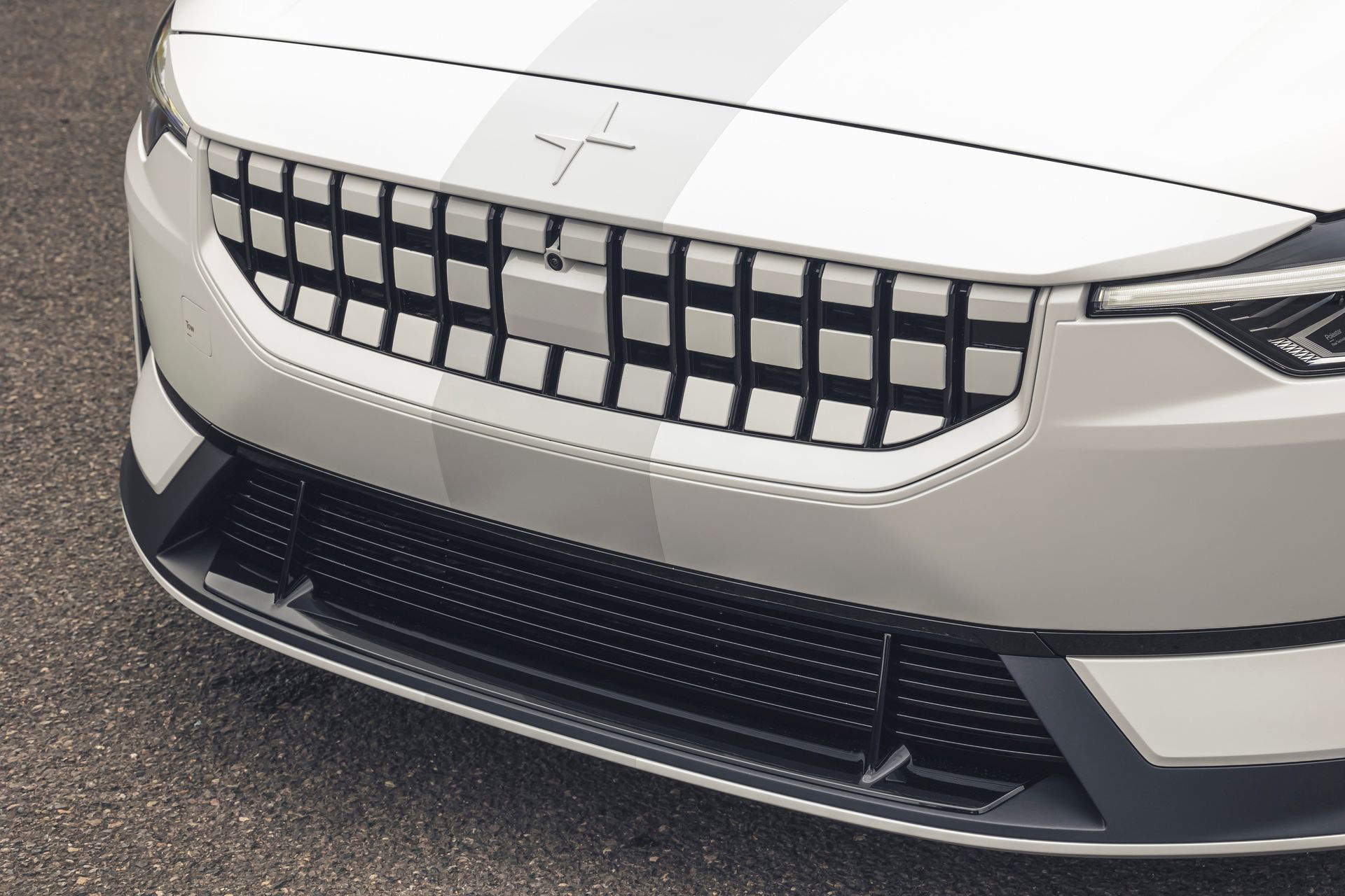 Polestar 2 Goodwood Fos