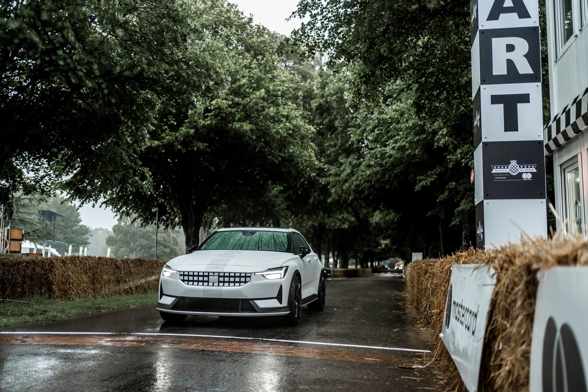Polestar 2 Goodwood Fos
