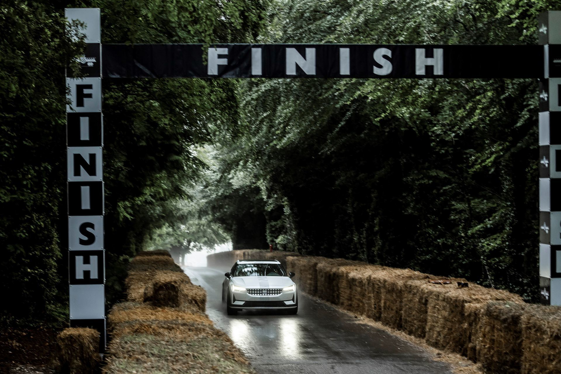 Polestar 2 Goodwood Fos