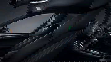 Porsche Macan 2022 Interior 02