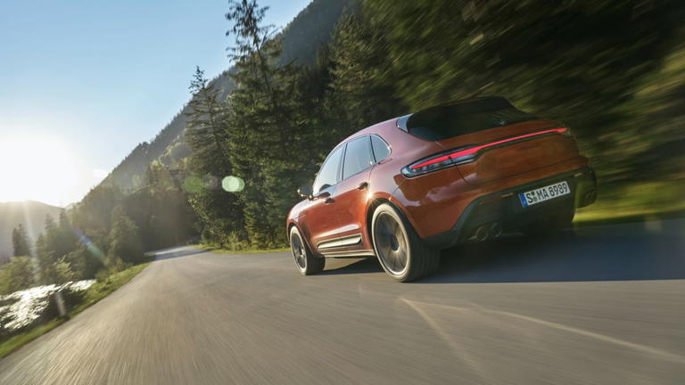 Porsche Macan S 2022 Naranja 013