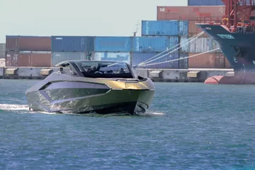 Tecnomar Lamborghini 63 9