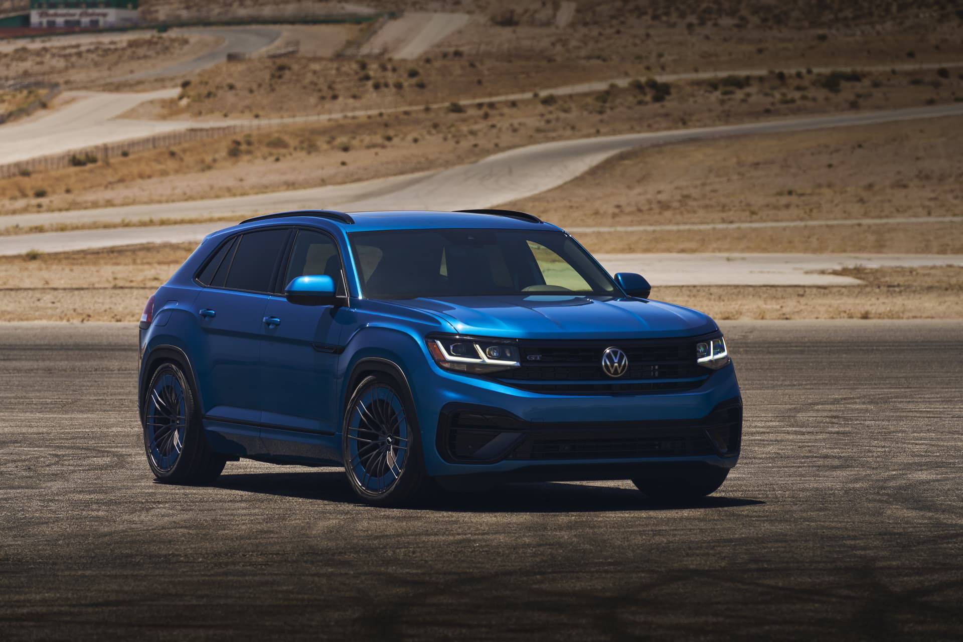 Volkswagen Atlas Cross Sport Gt Concept 0721 28 Dinamica