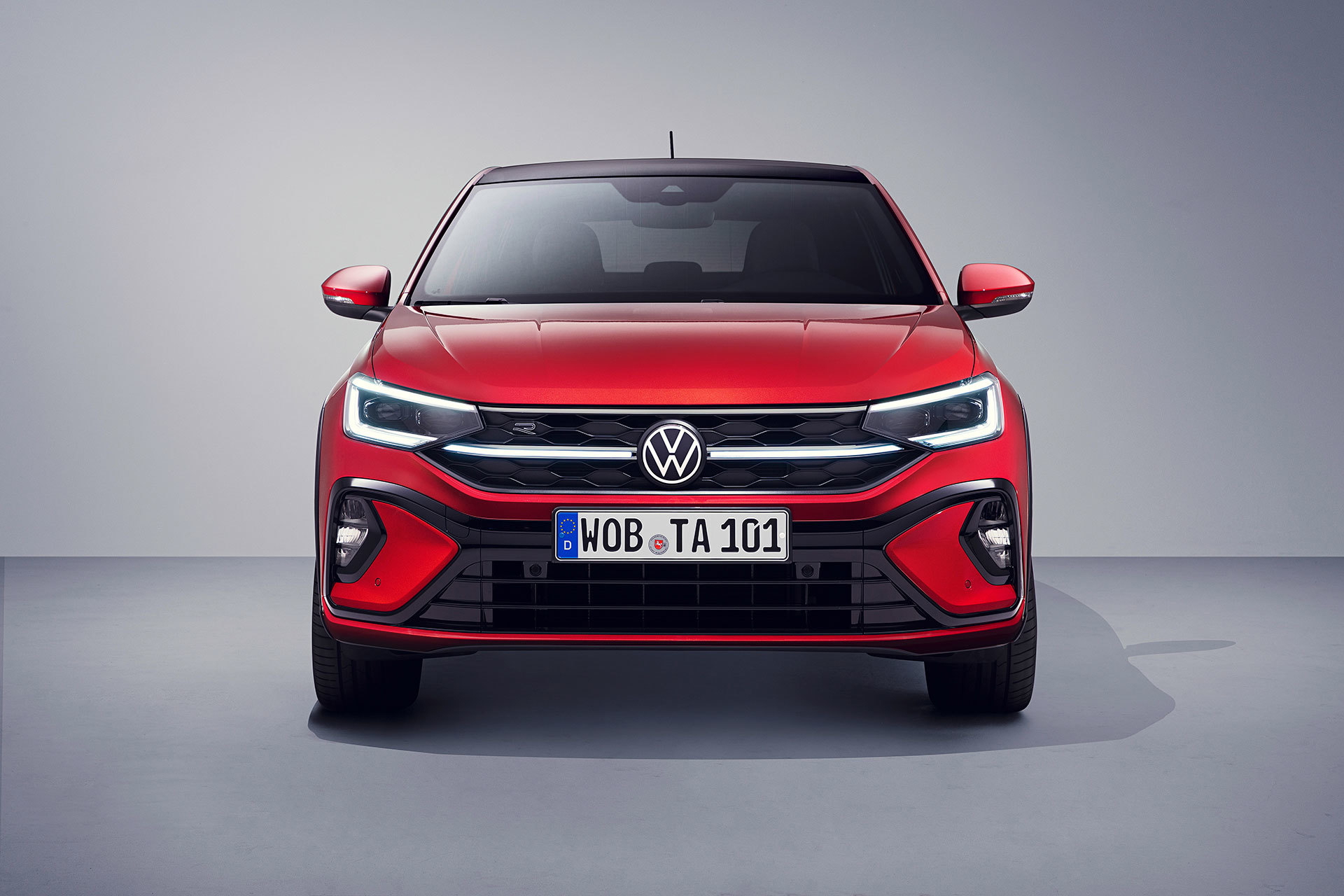 Volkswagen Taigo 2022 Frontal Rojo Kings Red Exterior 07