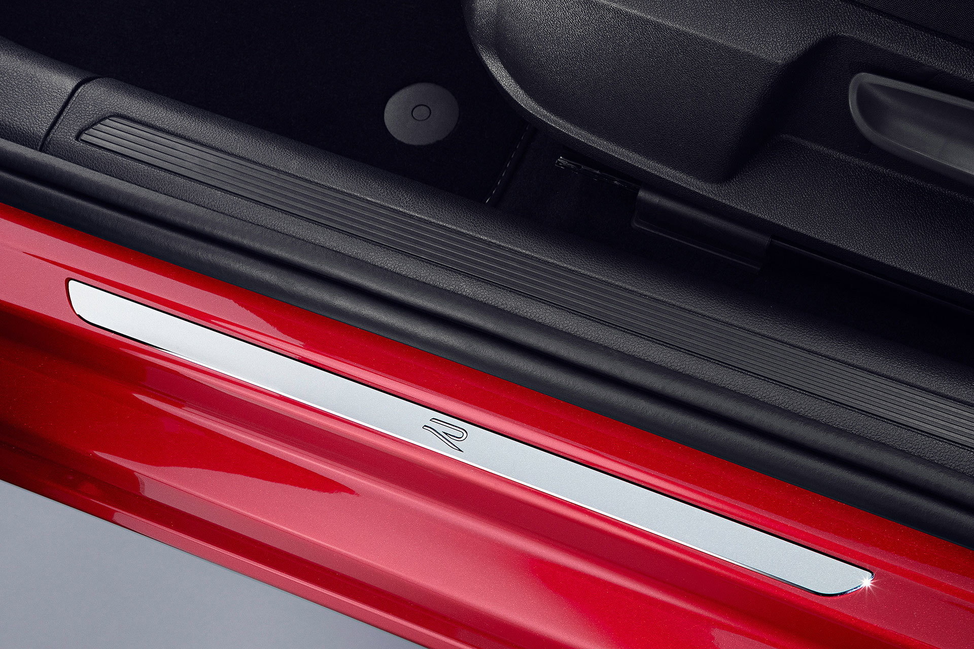 Volkswagen Taigo 2022 Rojo Frontal Kings Red Detalles 06