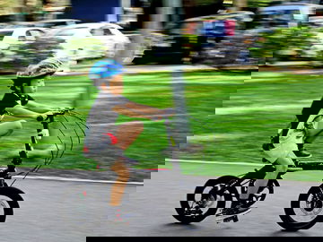 Guardia Civil Advertencia Multa Bicicleta 03