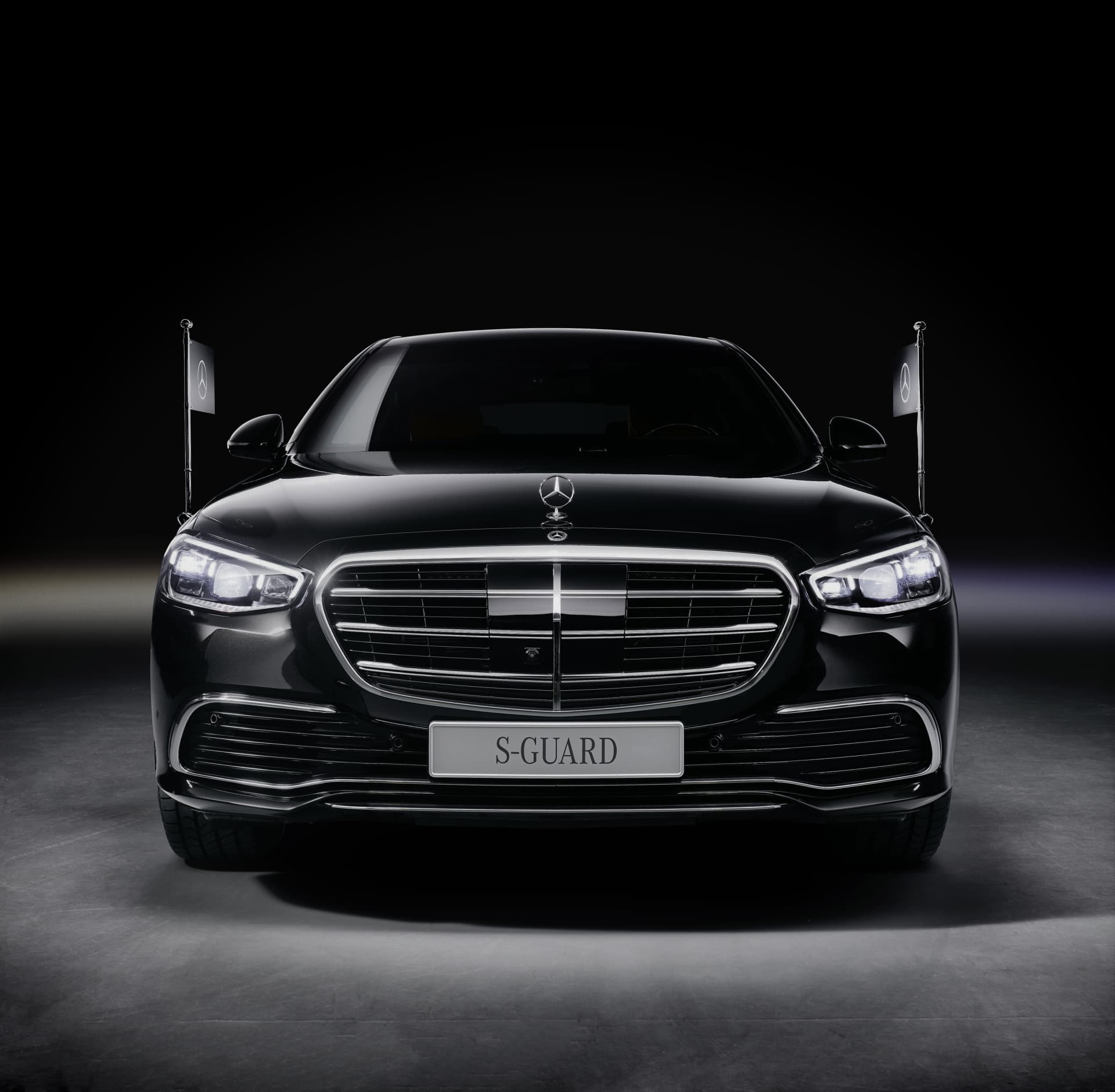 Guard: Sonderschutzversion Der Neuen S Klasse Erstmals Mit Allradantrieb Guard: Special Protection Version Of The New S Class, For The First Time With All Wheel Drive