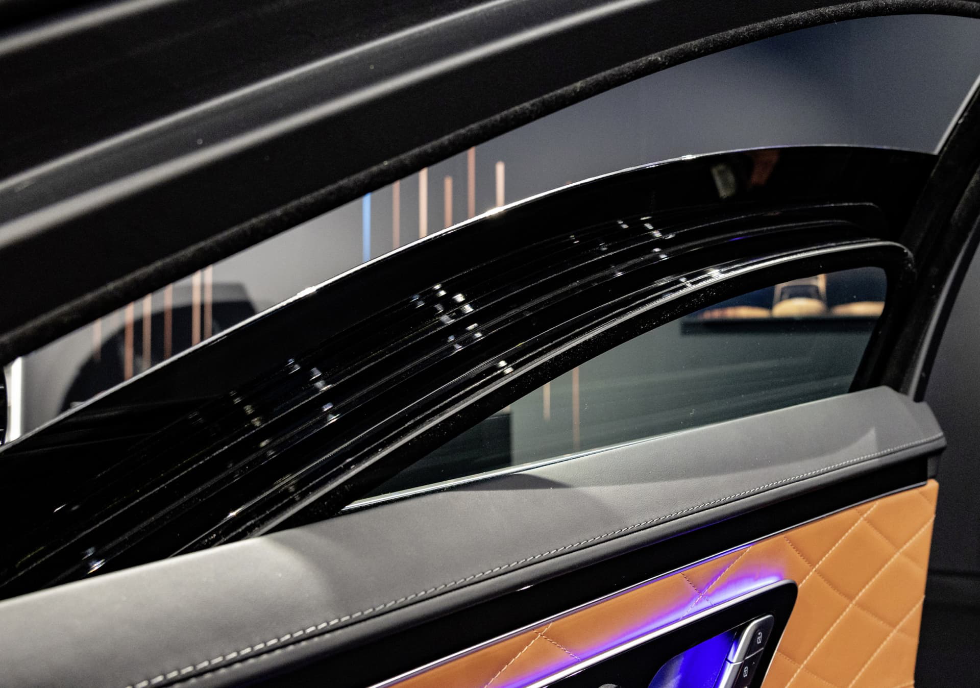 Guard: Sonderschutzversion Der Neuen S Klasse Erstmals Mit Allradantrieb Guard: Special Protection Version Of The New S Class, For The First Time With All Wheel Drive