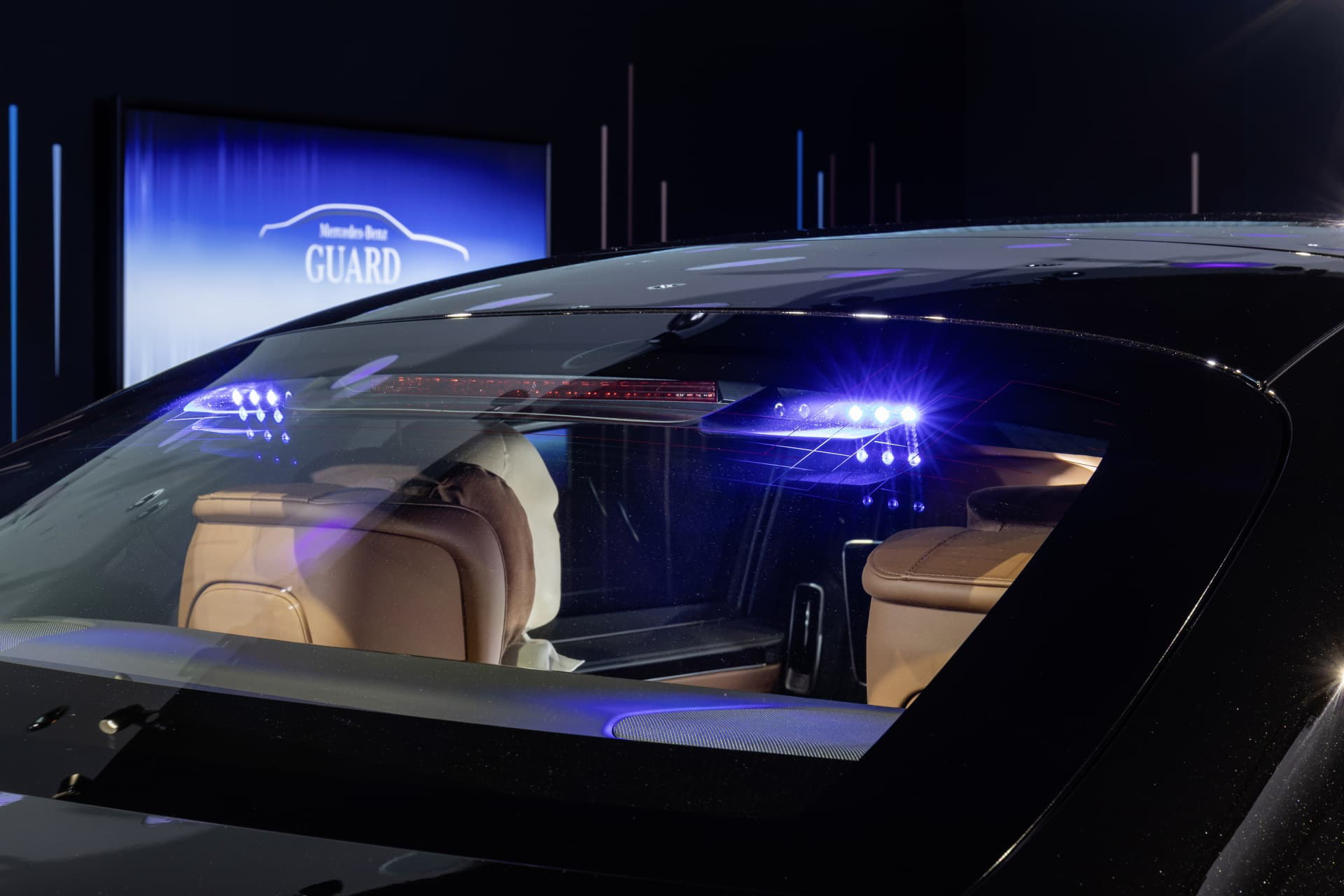 Guard: Sonderschutzversion Der Neuen S Klasse Erstmals Mit Allradantrieb Guard: Special Protection Version Of The New S Class, For The First Time With All Wheel Drive