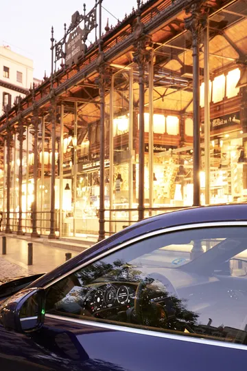 Porsche Taycan Azul Gentian 10