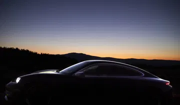 Porsche Taycan Azul Gentian 59