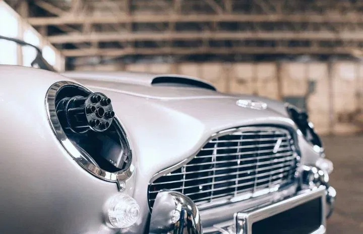 Aston Martin Db5 Junior 007 2