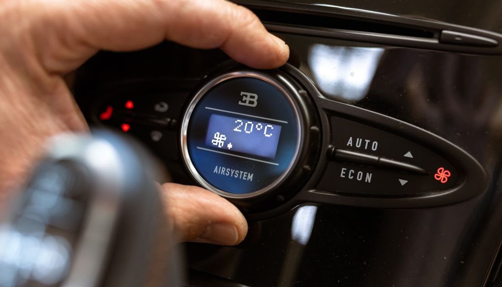 bugatti-taller-clima-015-1024x586.jpg