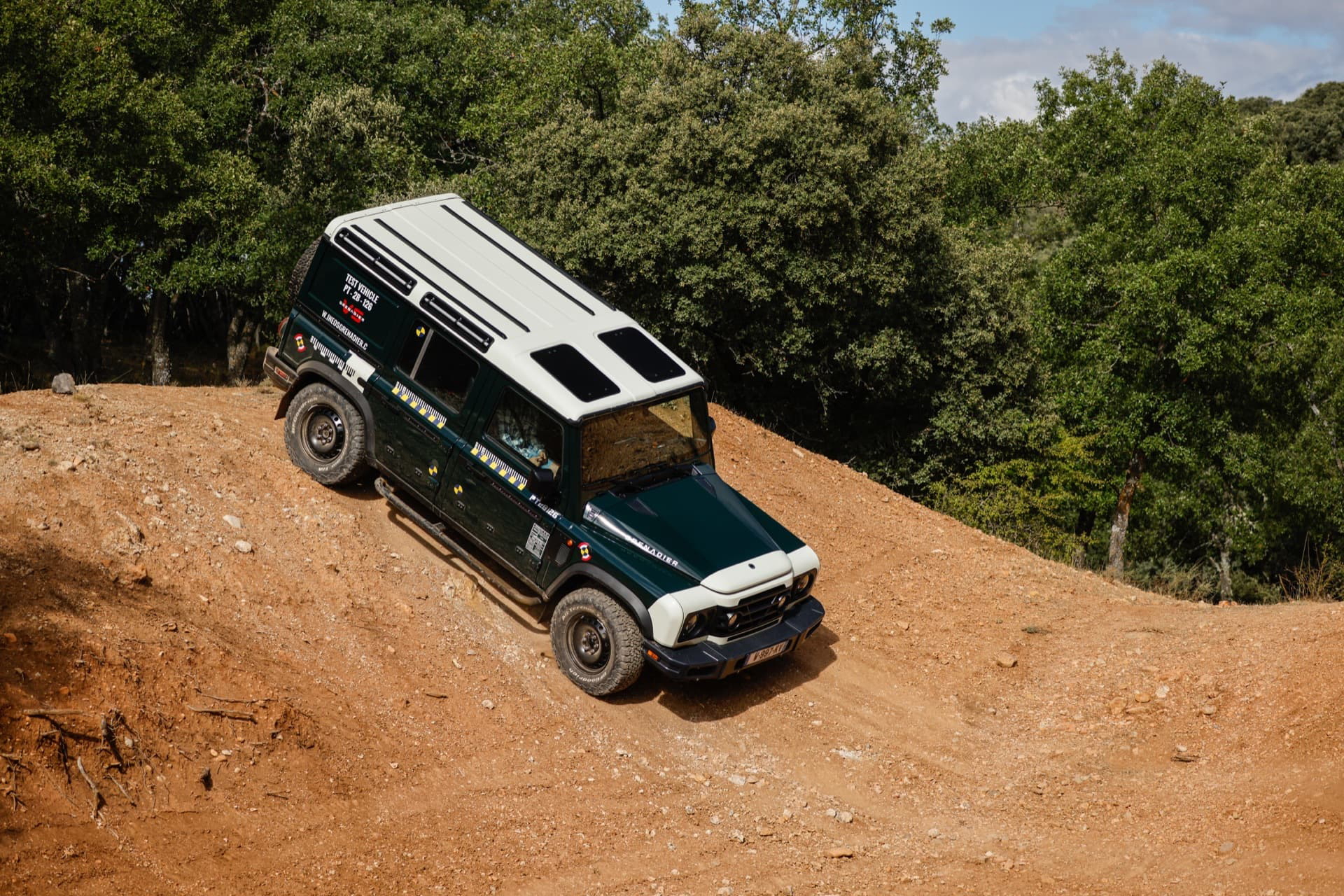 Ineos Grenadier Offroad 00036