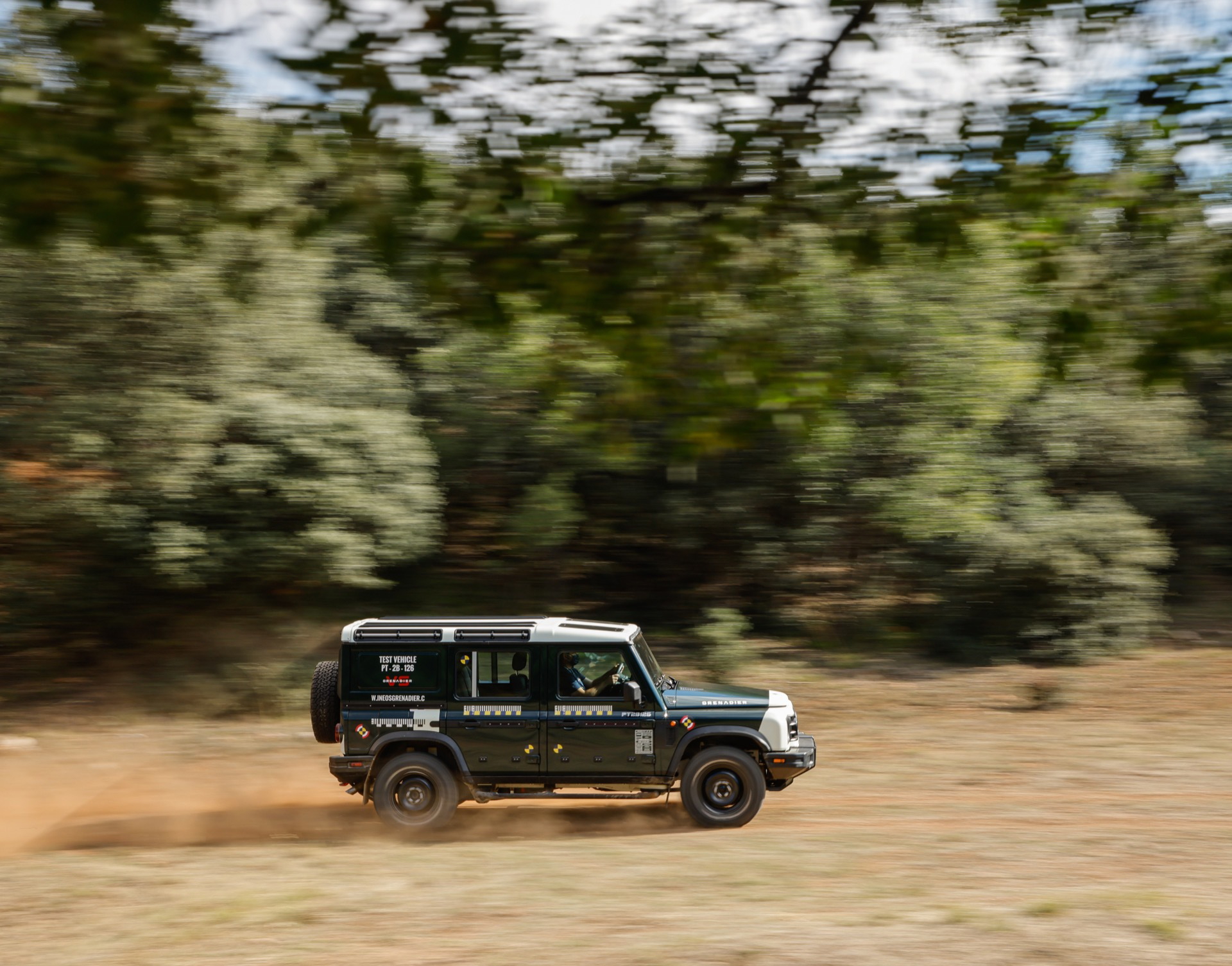 Ineos Grenadier Offroad 00047